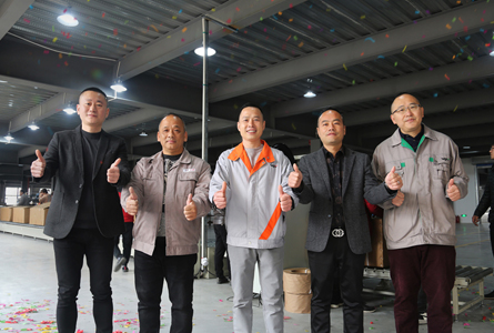 新跨越，新“智”造